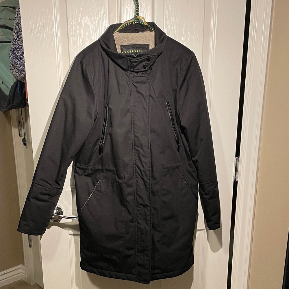 Fleet Street Women's Black Coat